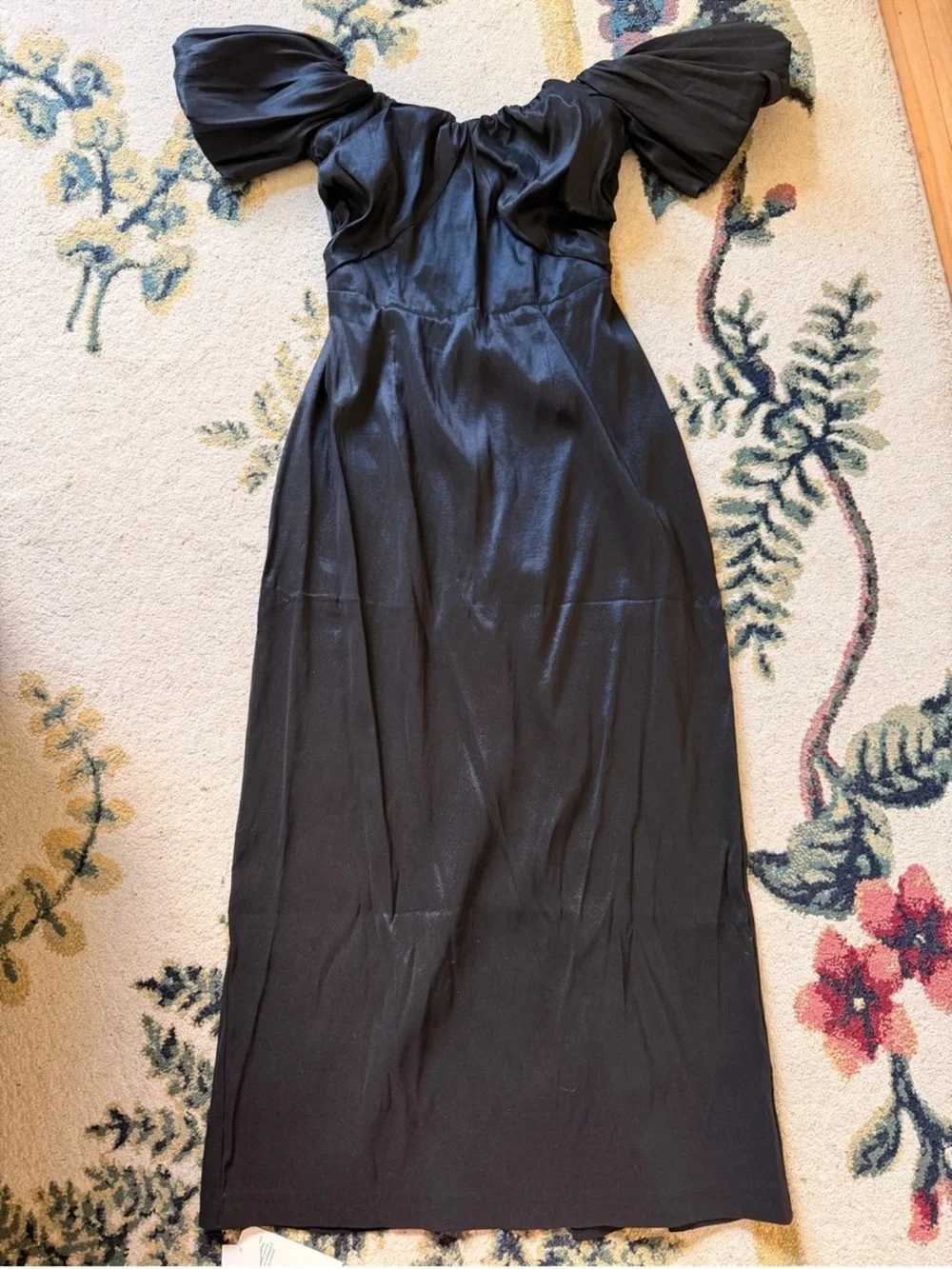 NWT Abercrombie & Fitch Black Taffeta Off-the-Shoulder Maxi Dress